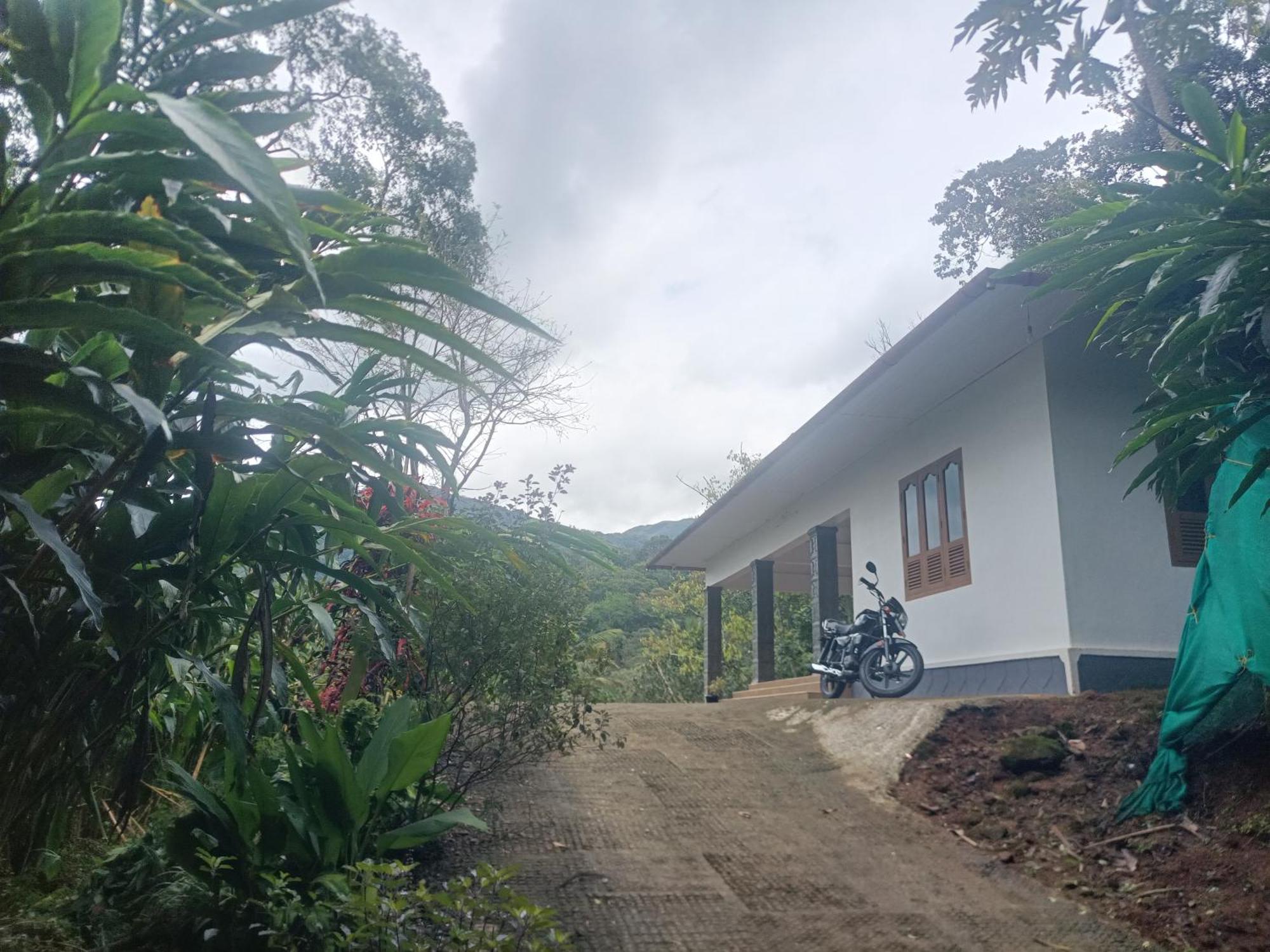 Anivilla Kunjithanny